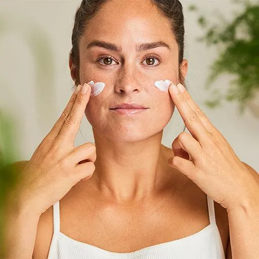 Firming day cream pomegranate & maca